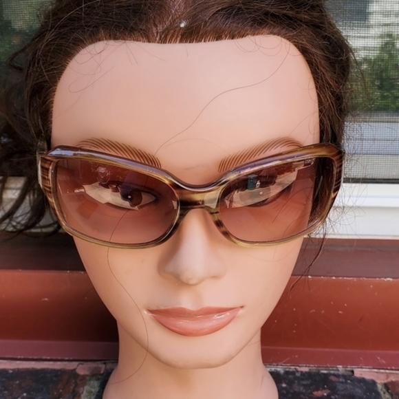 Revlon‎ vintage sunglasses - Picture 8 of 11